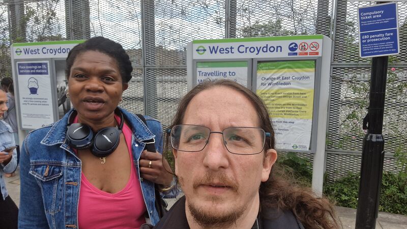 File:West Croydon - Chris + Sharon.jpg